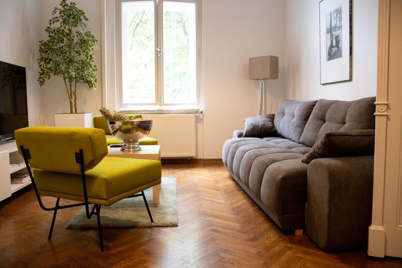Main Street Apartment Mila , 3 Rd Floor 萨格勒布 外观 照片